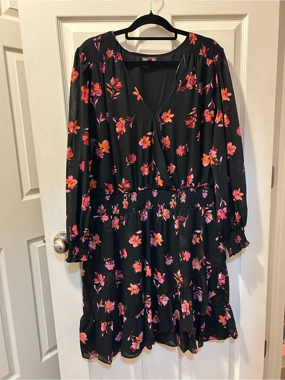 Vince Camuto 3X Black Long Sleeve Floral Smocked Waist Dress NWT
